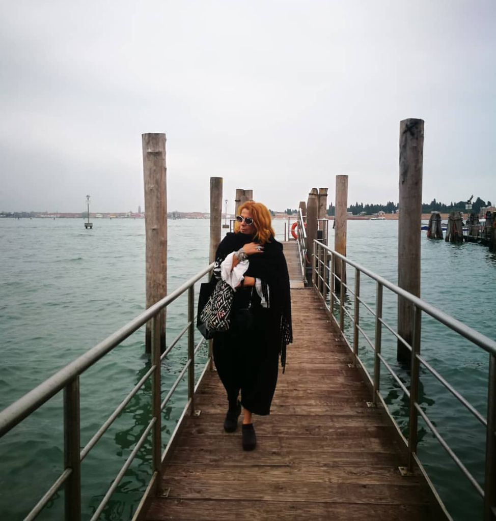 Lorenza Spolaore - Lo scialle veneziano e il mantón de Manila